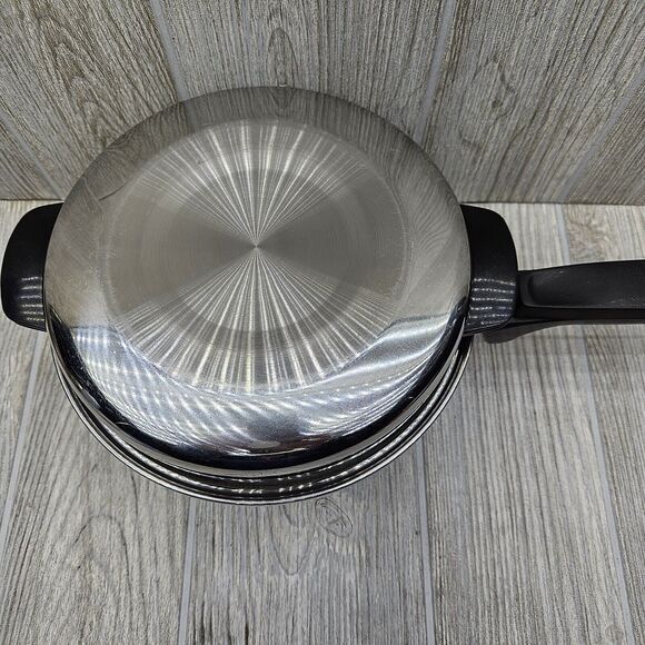 Vintage Royal Queen Multi-Core 5 Ply 2 Qt Sauce‎ Pan Great Condition W Dome Lid - Picture 4 of 10